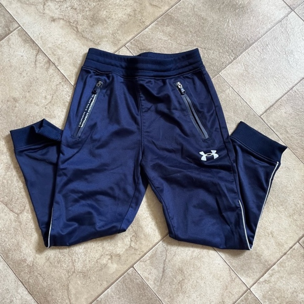 Boys Under Armour sweatpants